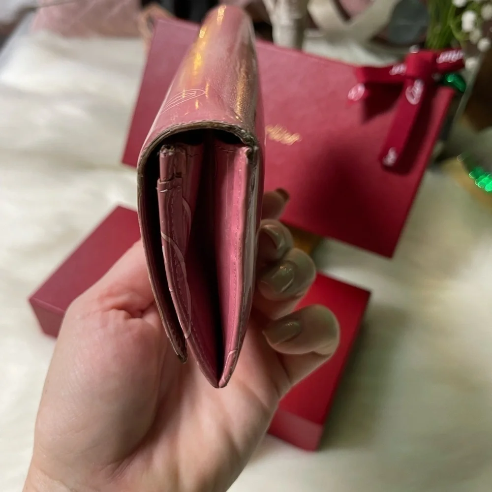 CARTIER MUST DE CARTIER HAPPY BIRTHDAY PINK PATENT LEATHER WALLET AUTHENTIC